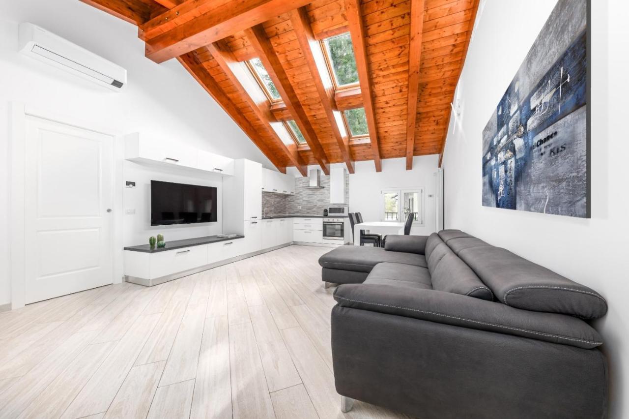 Residenze Niguarda Aparthotel Milan Bagian luar foto