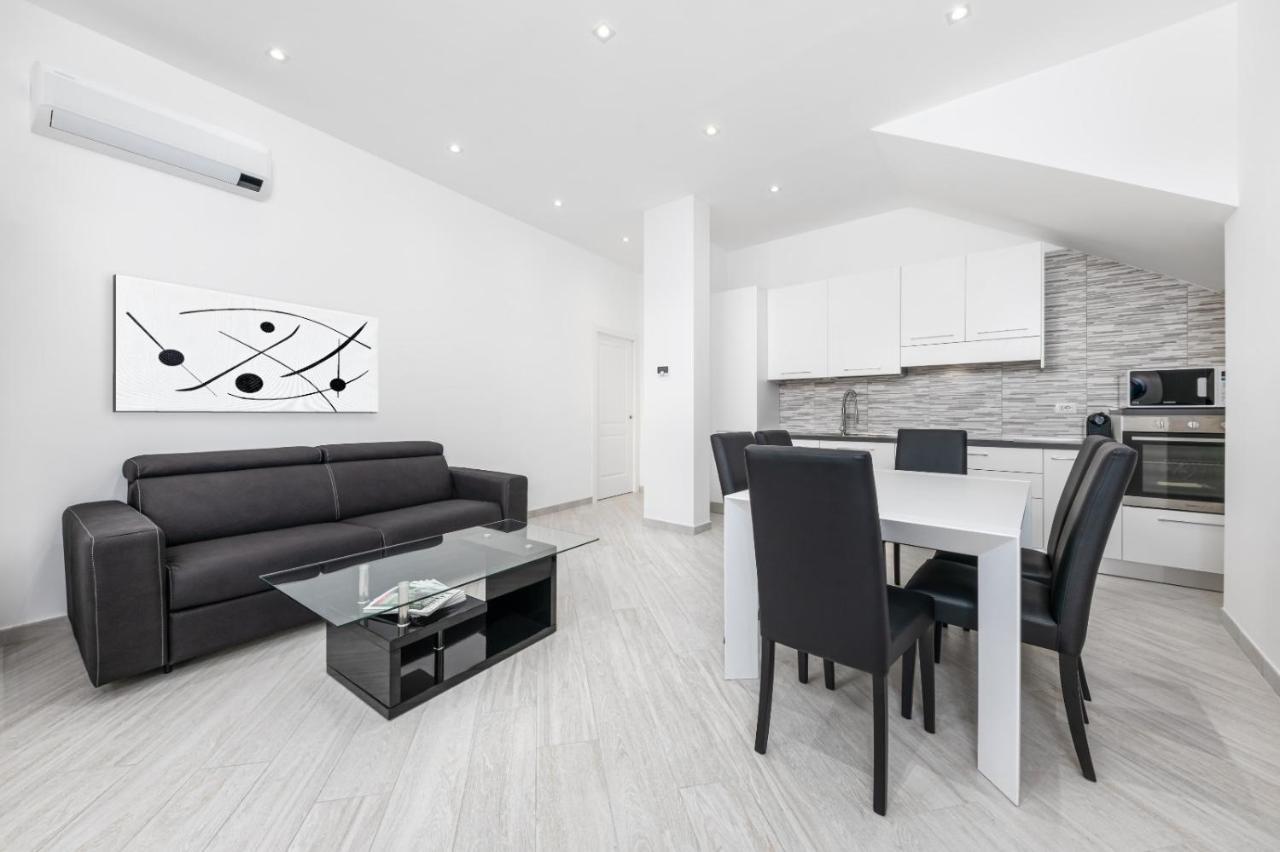 Residenze Niguarda Aparthotel Milan Bagian luar foto