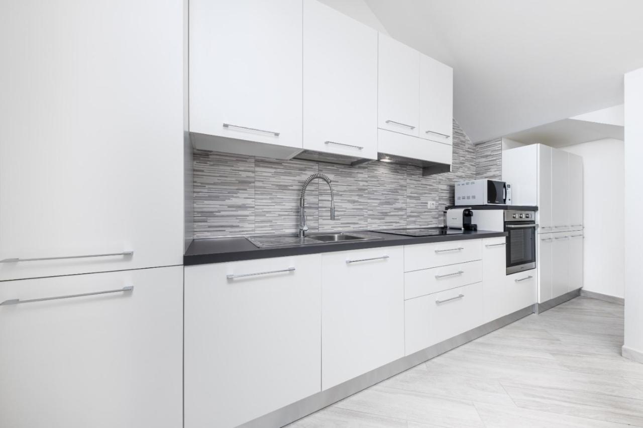 Residenze Niguarda Aparthotel Milan Bagian luar foto